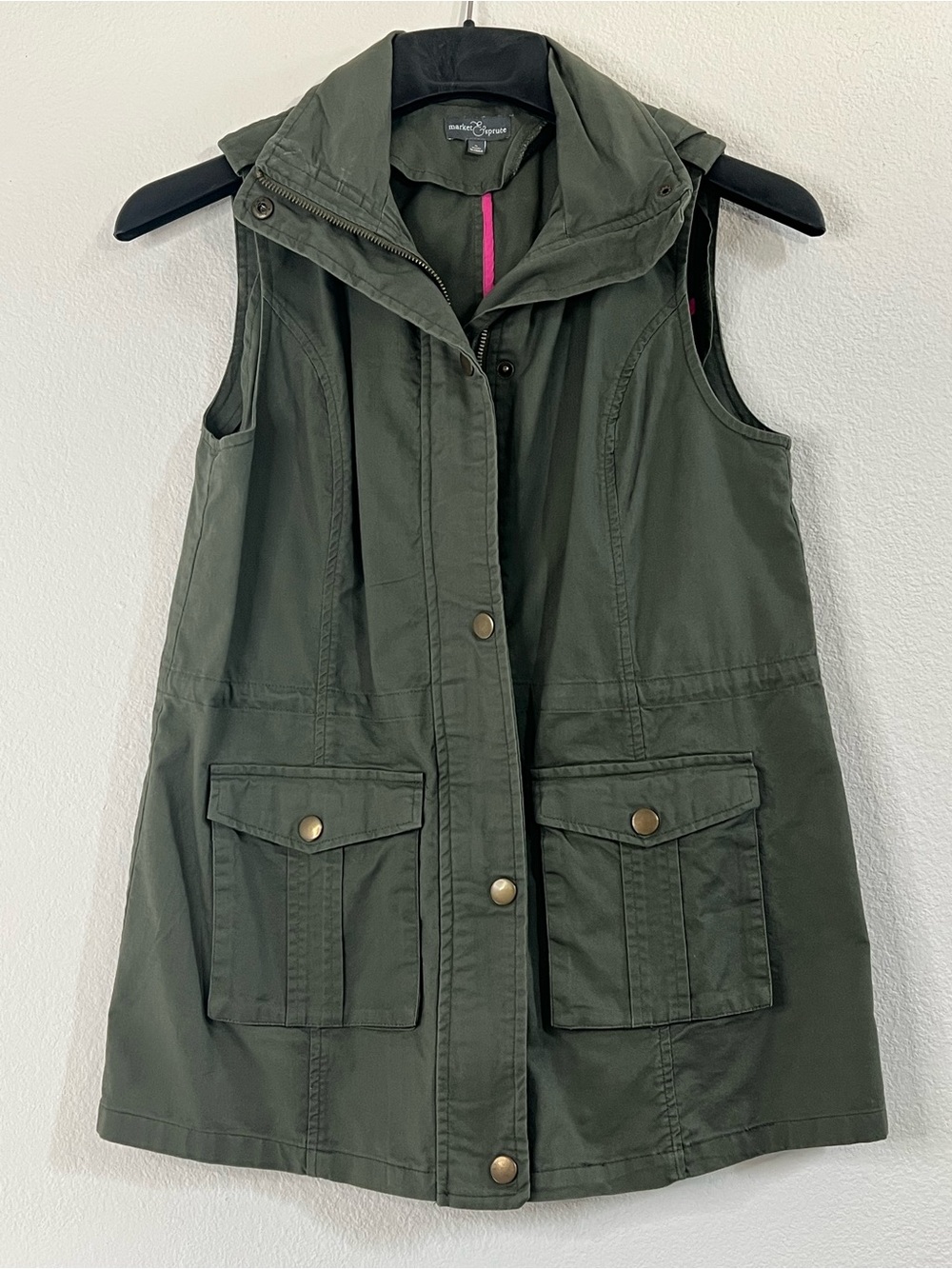 Market & Spruce Olive Colored Utility Cargo Vest - Picture 1 of 13